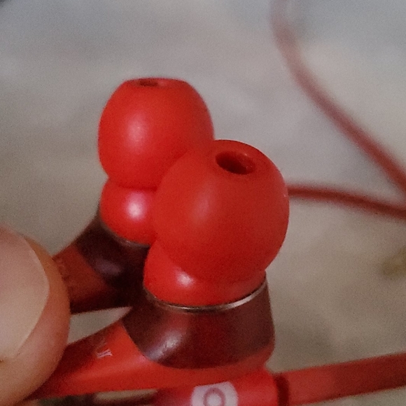 Beats - Picture 2 of 4